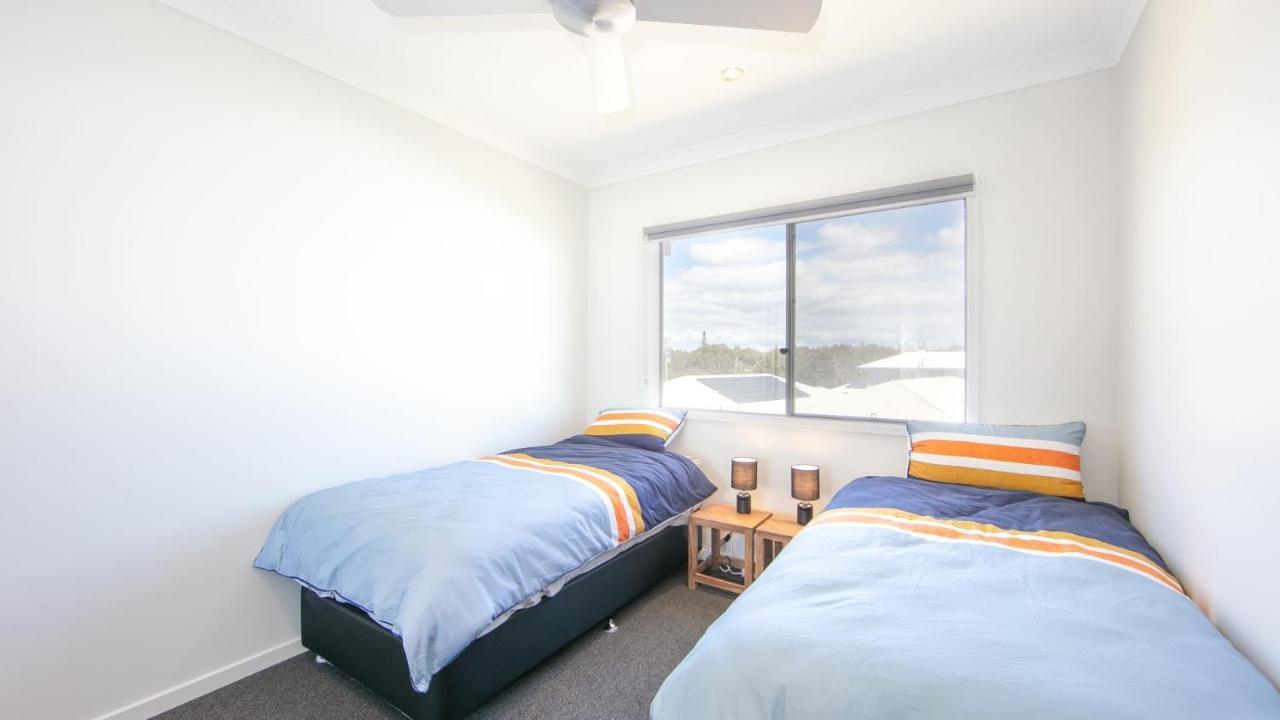 Surf And Dunes Villa Yamba Buitenkant foto